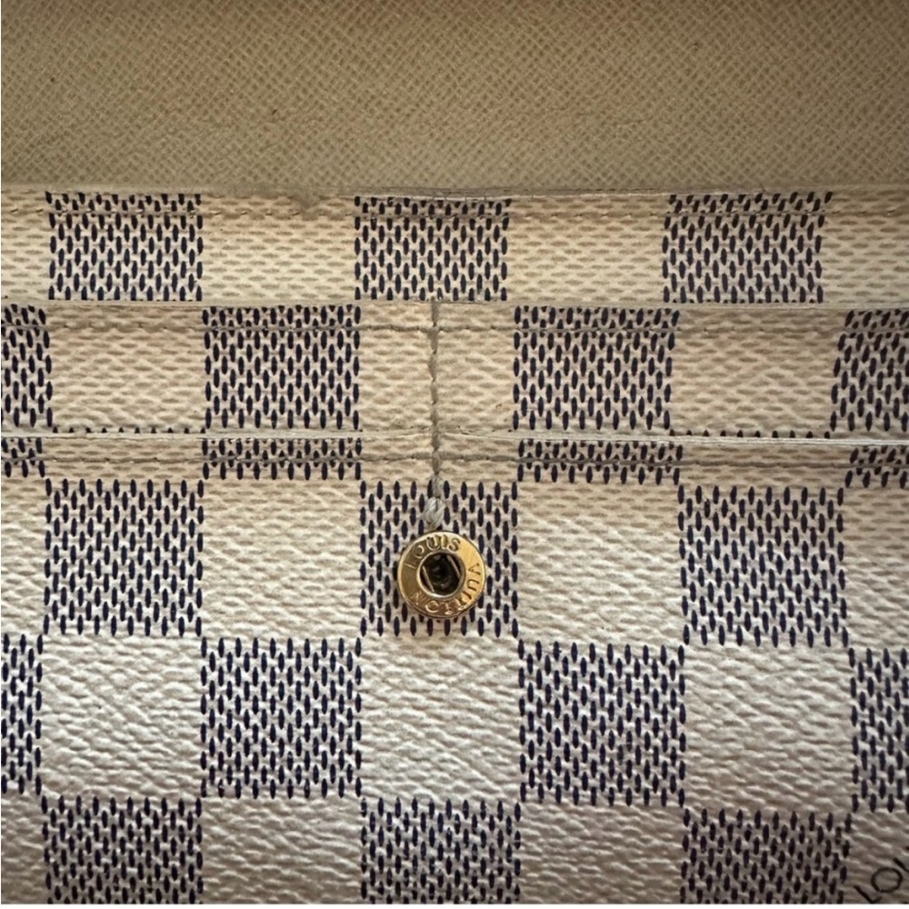 Louis Vuitton Damier Azur Checkered Continental Wallet - Cream & Light Gray - Picture 3 of 10